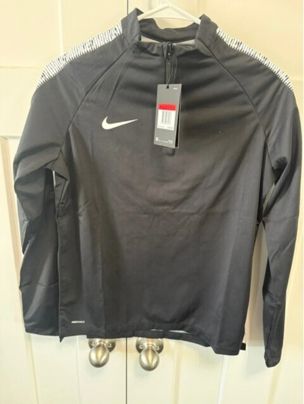NWT Boys 1/4 zip sz Large black white performance mock wind and rain resistent